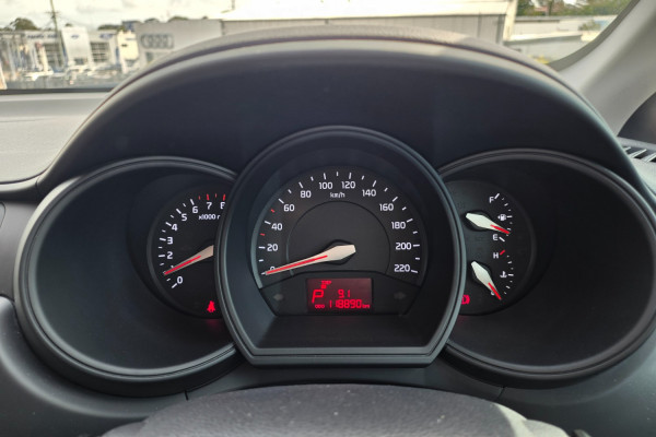 2013 Kia Rio UB S Hatch Image 16