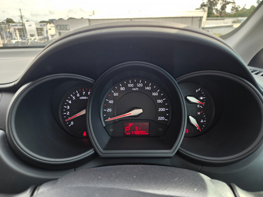 2013 Kia Rio UB S Hatch Image 16