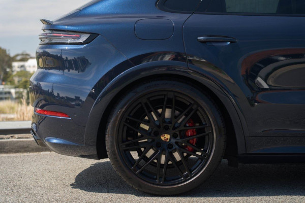 2024 Porsche Cayenne GTS SUV Image 9