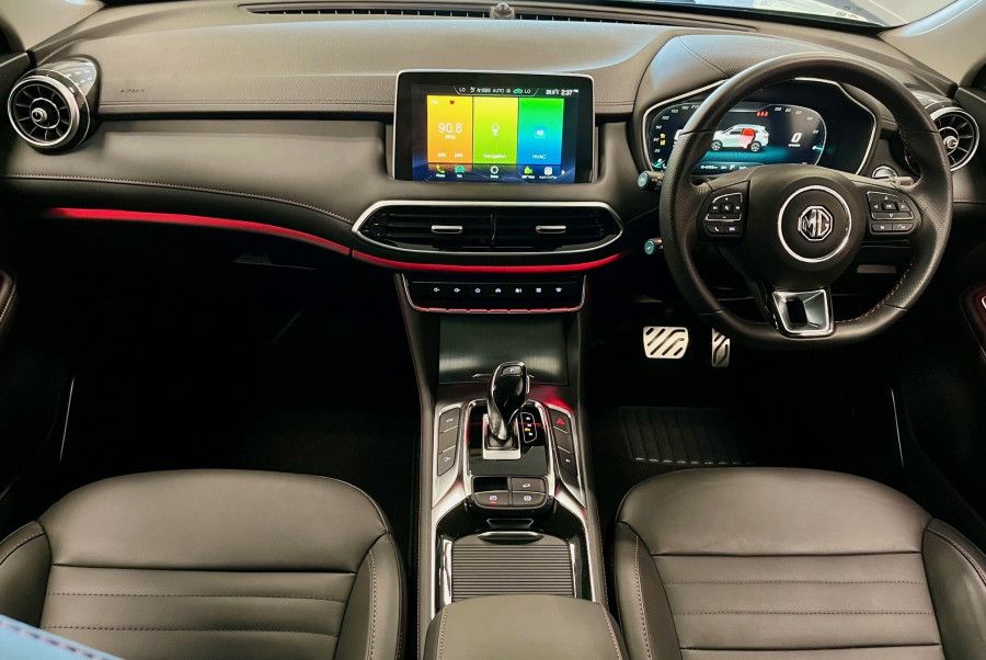 2025 MG HS Essence Plug-In Hybrid SUV Image 14
