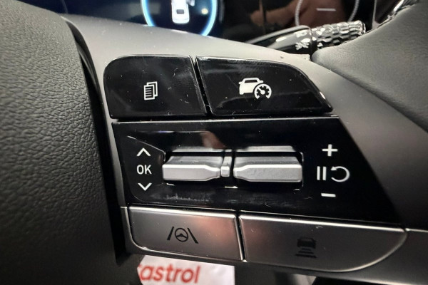 2026 Hyundai i30 CN7.V4 Elite Hybrid Sedan Image 23