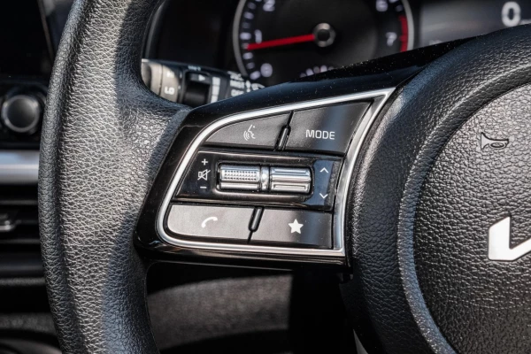 2024 Kia Cerato BD S Hatch Image 11