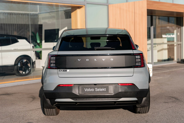 2025 MY26 Volvo EX30 Cross Country  Ultra Twin Motor Performance SUV Image 8