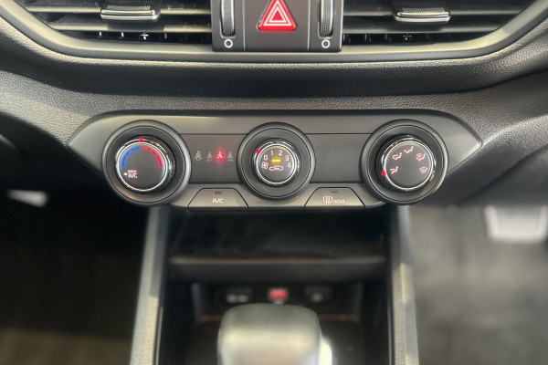 2021 MY22 Kia Cerato BD Sport Sedan Image 15