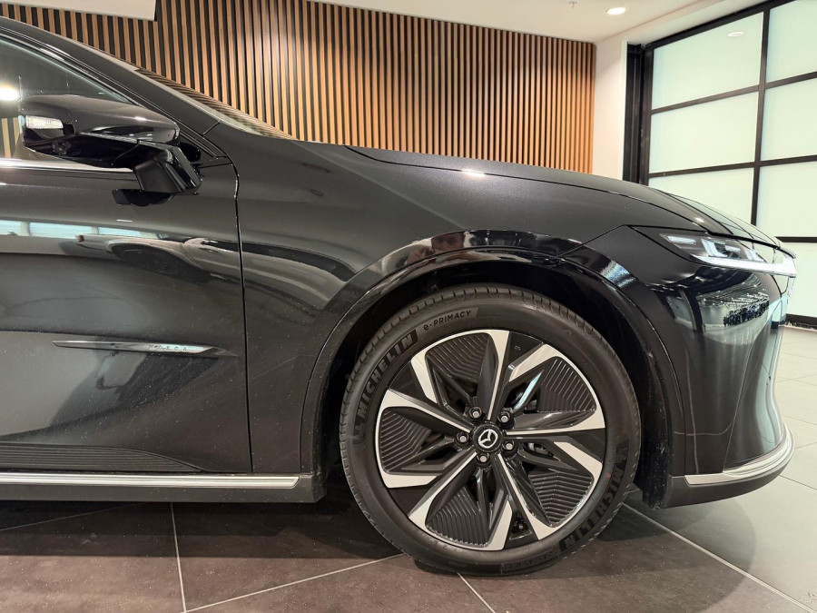 2026 Mazda 6e  Atenza Hatch Image 10