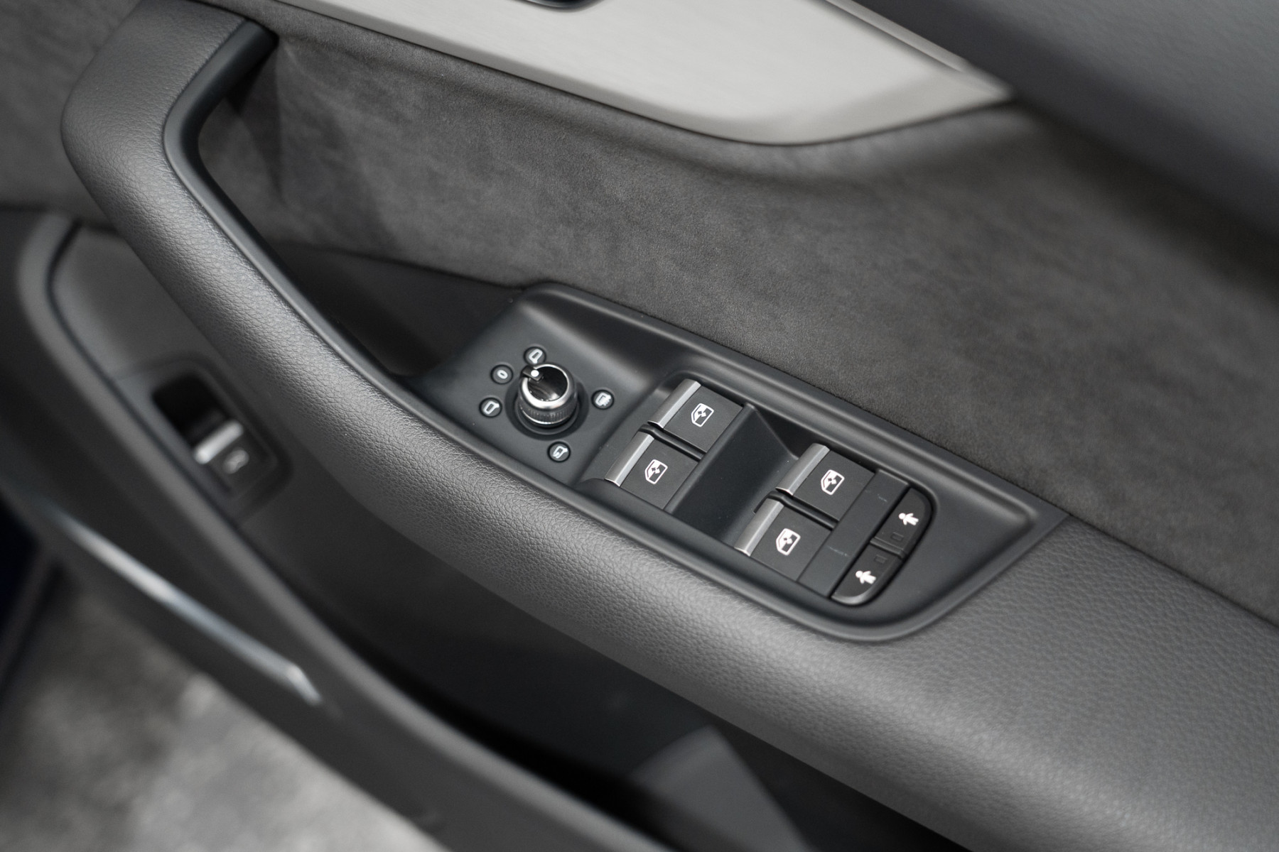 2021 Audi Q7 50 Tdi S Line Quattro Mhev SUV Image 14