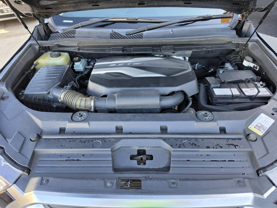 2017 LDV D90 SV9A Deluxe SUV Image 29