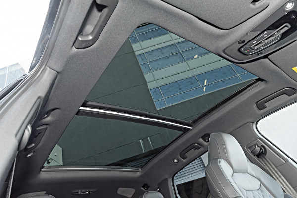 2026 Audi Q7 4M TFSI 250kW S line SUV image 15