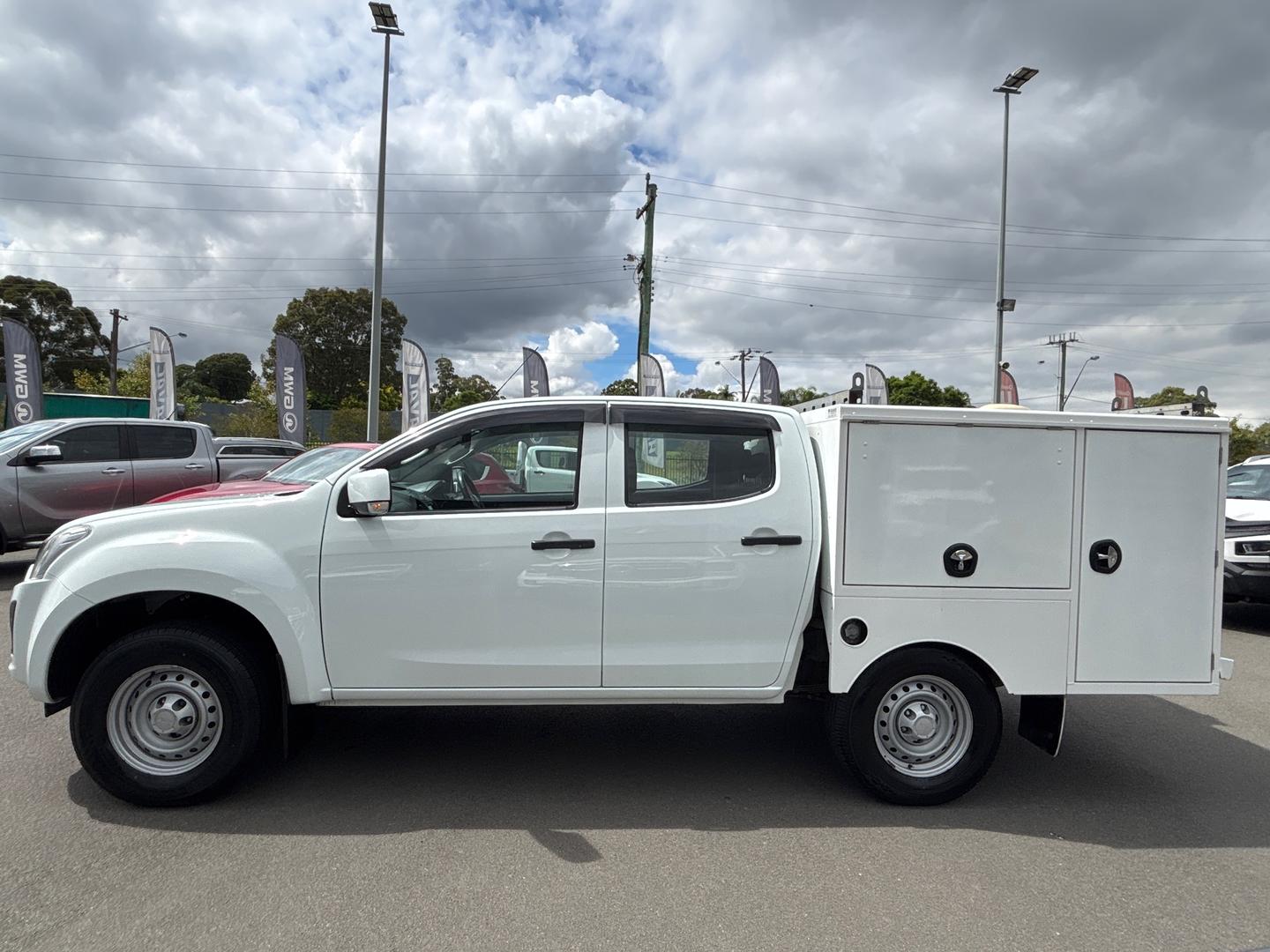2018 Isuzu D-MAX  SX High Ride Ute Image 8
