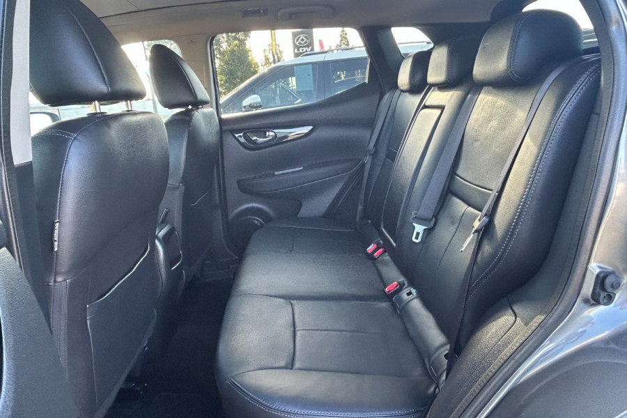 2015 Nissan QASHQAI J11 TL SUV Image 13