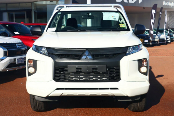 2023 Mitsubishi Triton MR GLX Cab Chassis