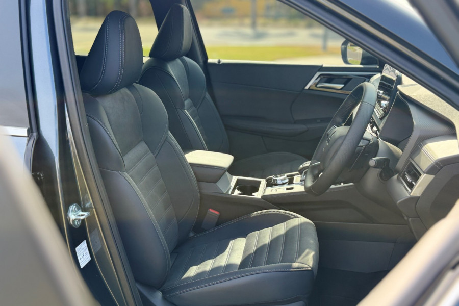 2024 Mitsubishi Outlander ZM Aspire SUV Image 27
