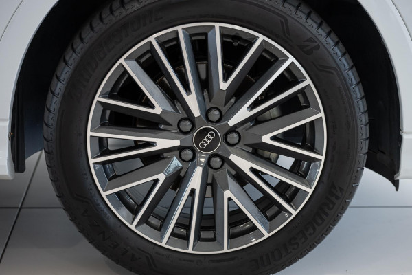 2023 MY24 Audi Q3 F3 35 TFSI SUV image 23