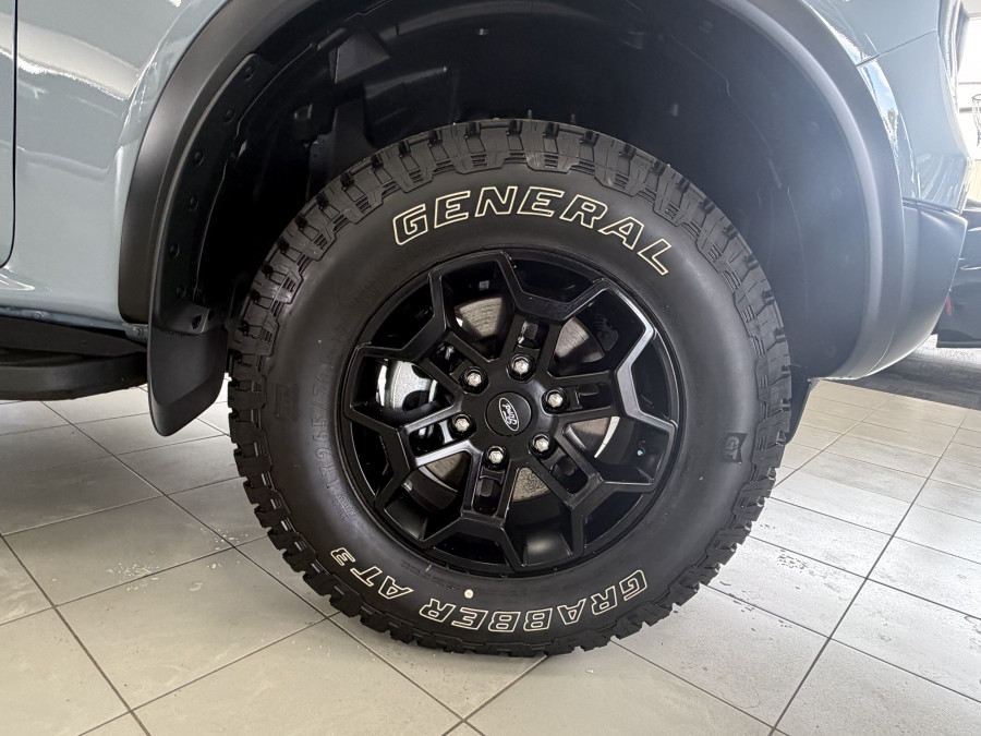 2026 MY26.5 Ford Everest UB Tremor SUV Image 9