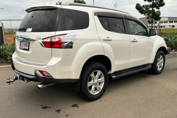 2016 MY15 Isuzu MU-X LS-T SUV