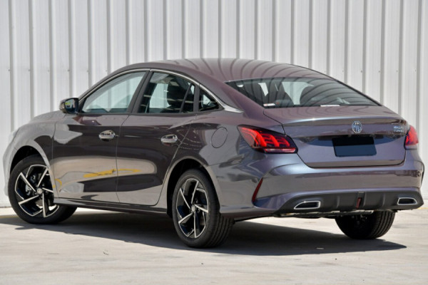 2024 MG MG5 AP32 Essence Sedan