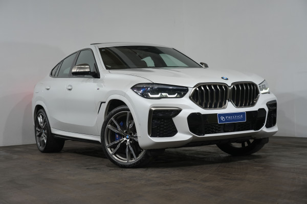 2022 BMW X6 M50i Coupe