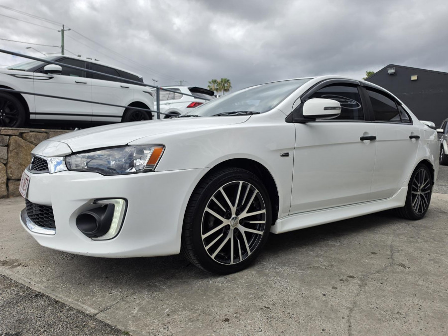 2017 Mitsubishi Lancer CF LS Sedan Image 3