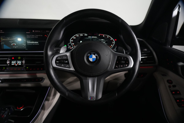 2022 BMW X5 M50i SUV image 15