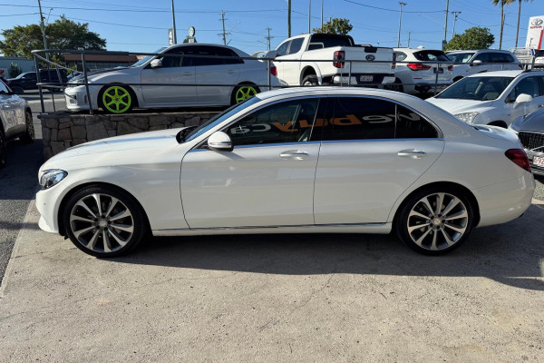 2016 Mercedes-Benz C-Class W205 C250 Sedan Image 9