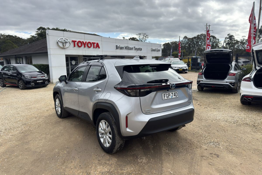 2024 Toyota Yaris Cross MXPJ10R GX SUV Image 18
