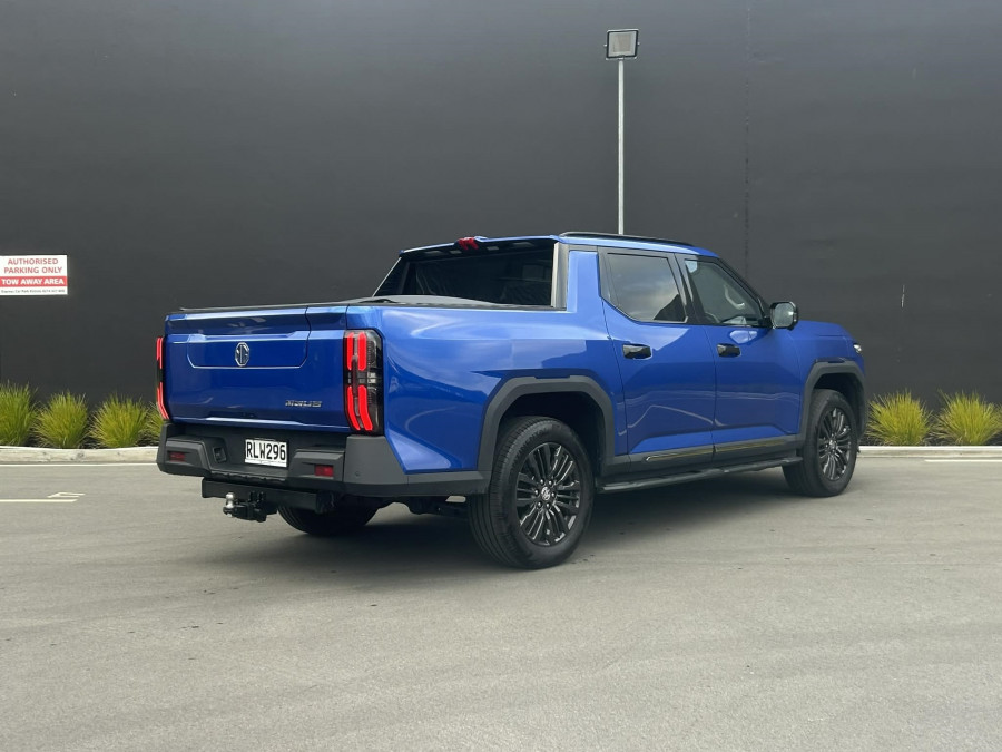 2025 MG U9 Explore Pro Ute Image 3