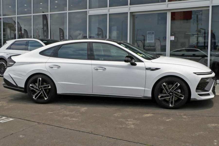 2026 Hyundai Sonata DN8.V4 N Line Sedan Image 2