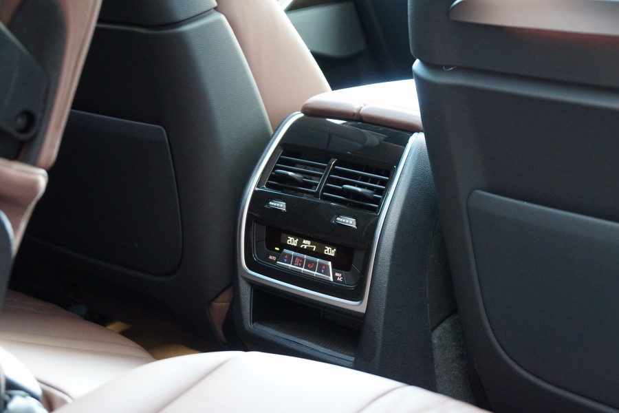 2022 BMW X7 G07 LCI xDrive40d M Sport Wagon Image 17
