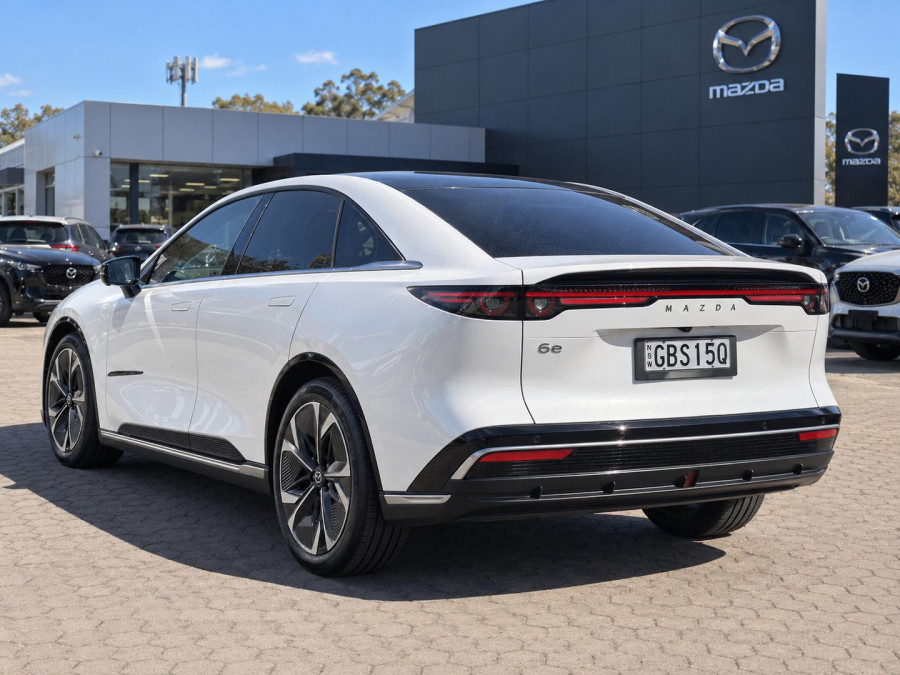 2026 Mazda 6e  GT Hatch Image 36