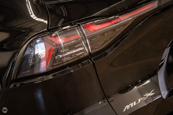 2026 MY25.5 Isuzu MU-X RJ X-TERRAIN SUV Image 10