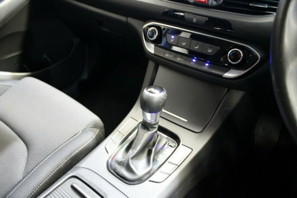 2020 Hyundai i30 PD2 Active Hatch Image 29
