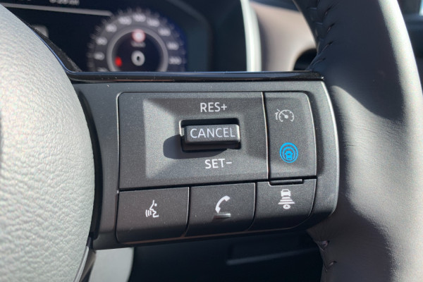 2025 Nissan QASHQAI J12 Ti e-POWER SUV Image 21