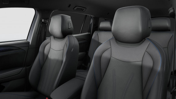 2025 Volkswagen Tayron R4 195TSI R-Line SUV image 11