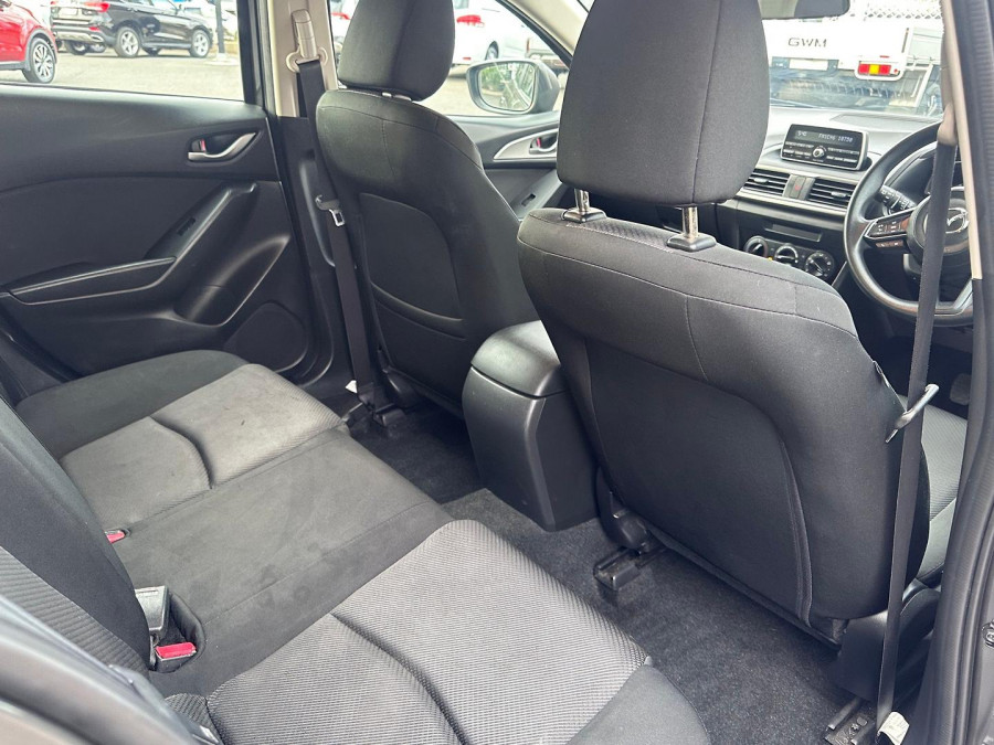 2016 Mazda 3 BM5478 Neo Hatch Image 10