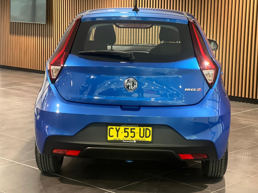 2020 MG MG3 SZP1 Core Hatch Image 3
