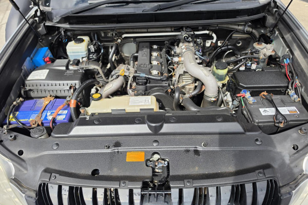 2013 MY14 Toyota LandCruiser Prado GDJ150R GX SUV Image 27