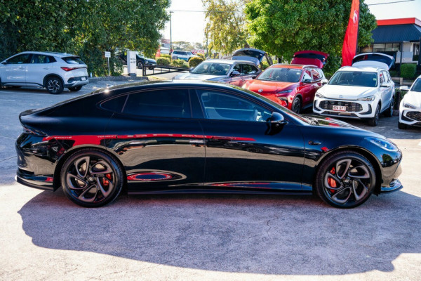 2025 MG IM5 P12L Performance Hatch Image 4