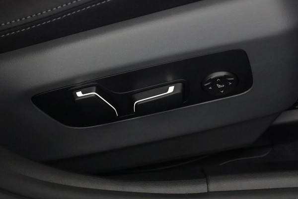 2026 BMW 5 Series G60 540d xDrive Sedan image 11