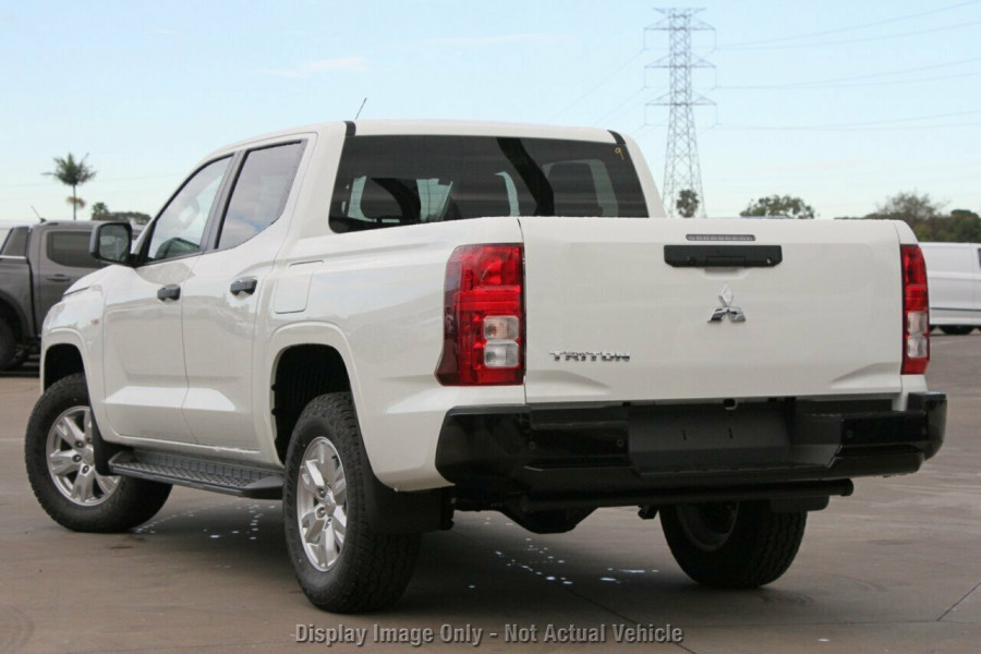 2026 Mitsubishi Triton MV GLX+ Ute Image 3