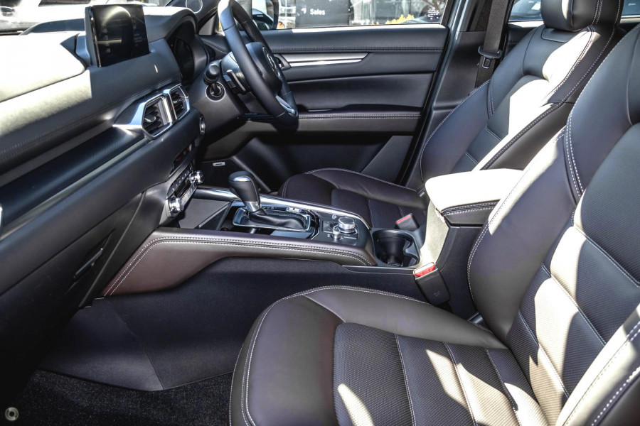 2026 Mazda CX-5  G25 Akera SUV Image 7