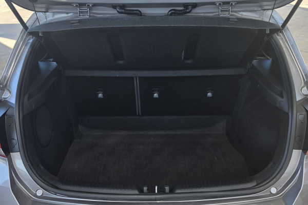 2021 Hyundai i30 PD.V4 Elite Hatch Image 12