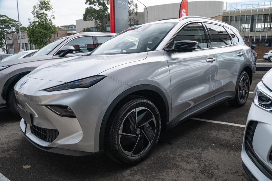 2025 MG MGS5 EV ZS3EM Essence 49 SUV Image 2
