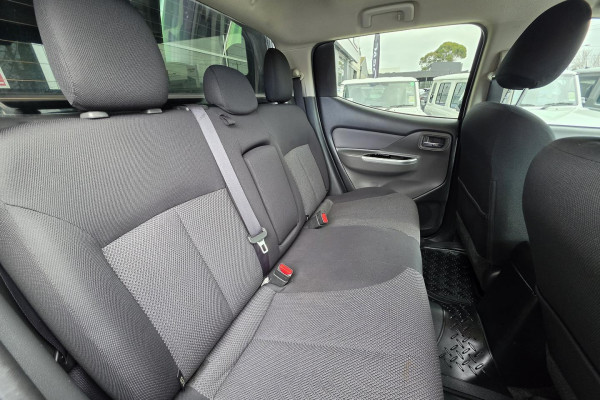 2017 Mitsubishi Triton MQ GLS Ute Image 12