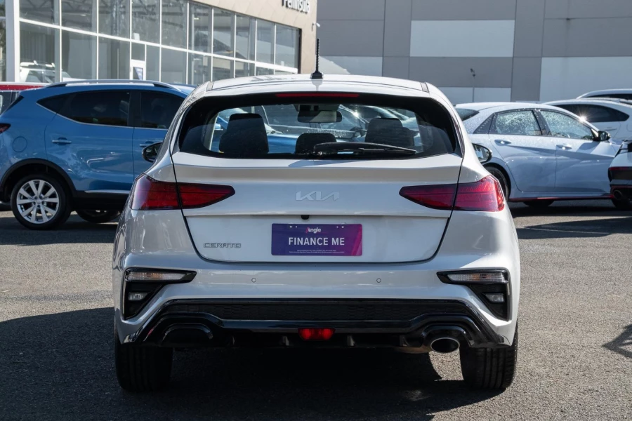 2024 Kia Cerato BD S Hatch Image 5