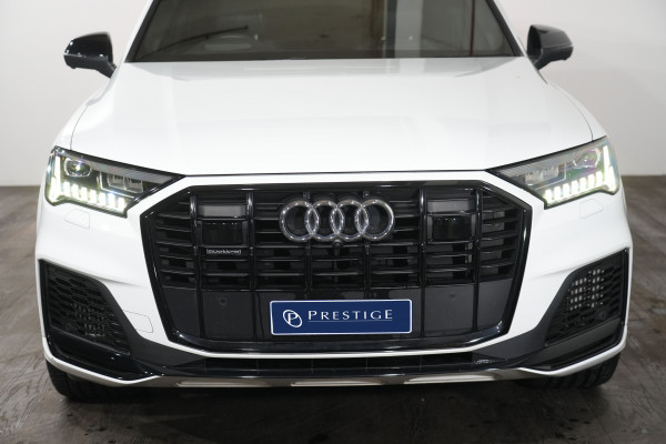 2021 Audi Q7 4M 55 TFSI S line SUV Image 3