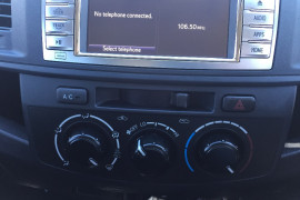 2013 MY14 Toyota HiLux SR 4x4 Double-Cab Cab-Chassis Cab chassis - dual cab