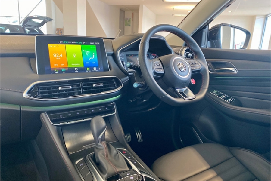 2021 MG HS Essence Rv/suv