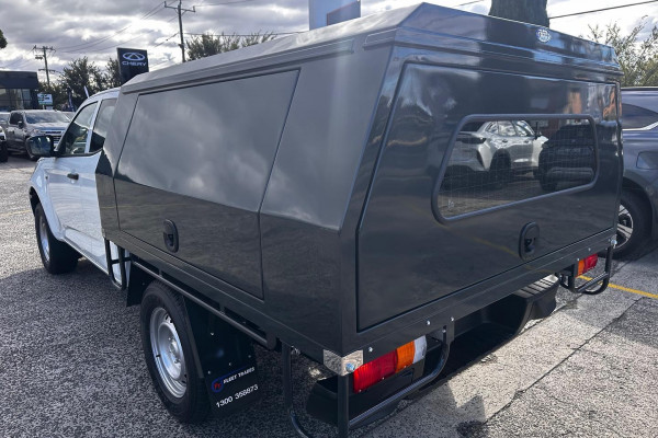 2026 MY25.5 Isuzu D-MAX RG SX Cab Chassis Image 2
