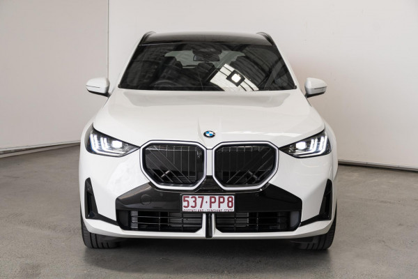 2025 BMW X3 G45 40d xDrive SUV image 4