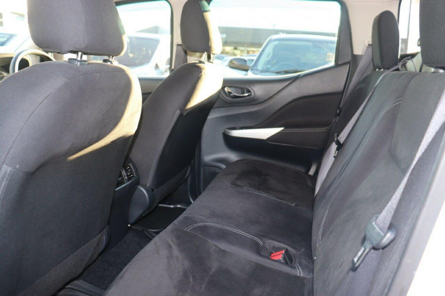2018 Nissan Navara D23 Series 3 ST Dual Cab Pickup Image 21
